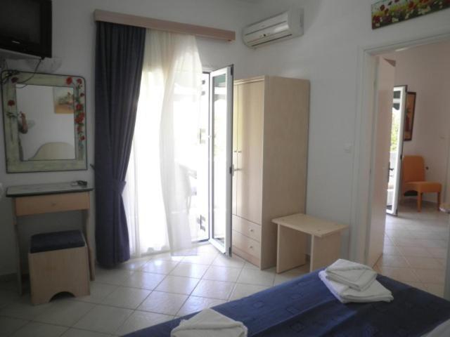 Manto Studios Палеохора Номер фото